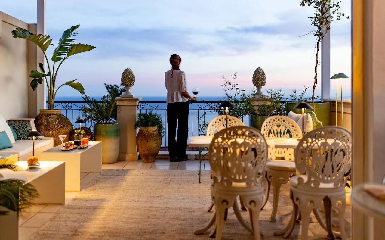 Taodomus Boutique Hotel تاورمينا
