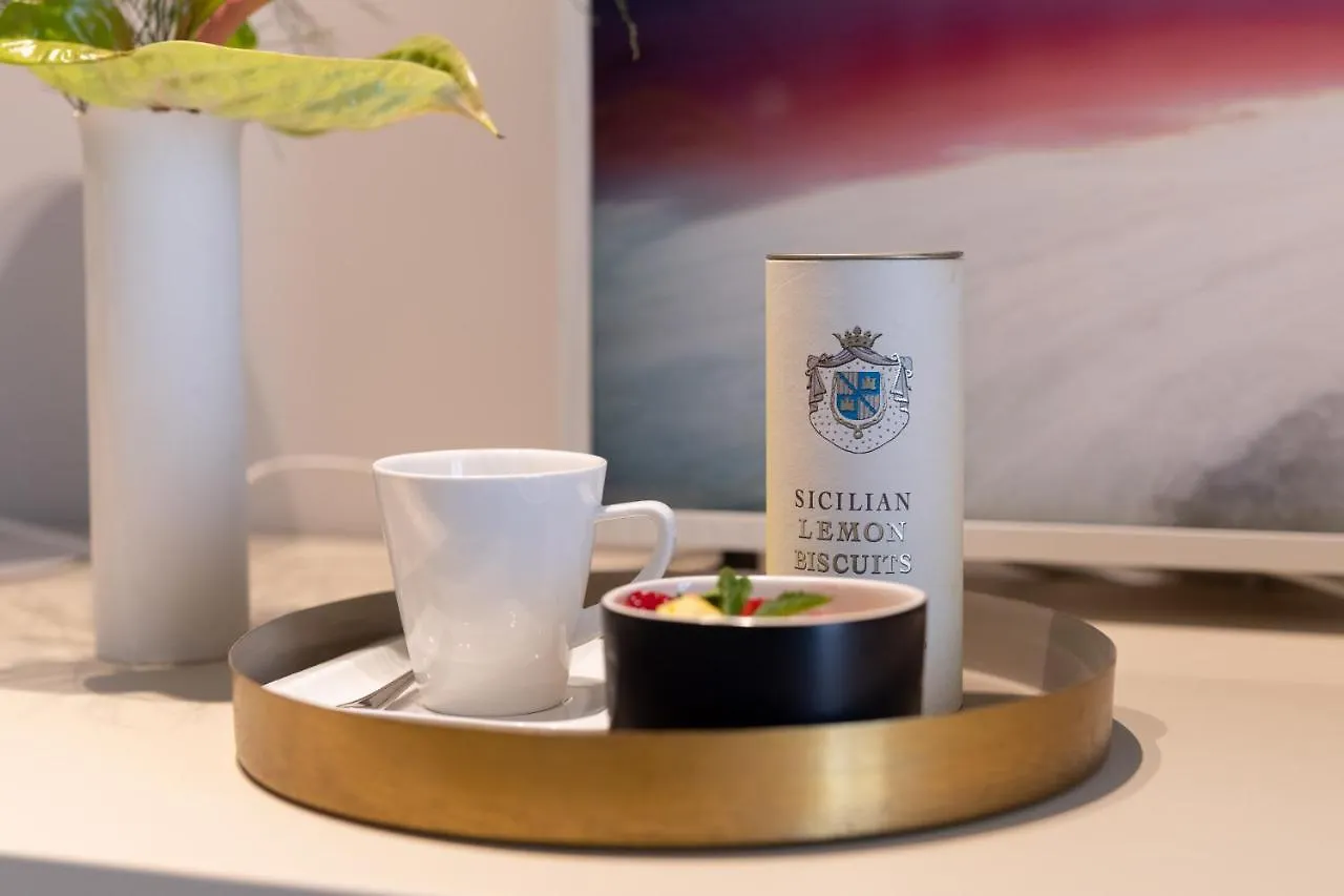 Taodomus Boutique Hotel تاورمينا